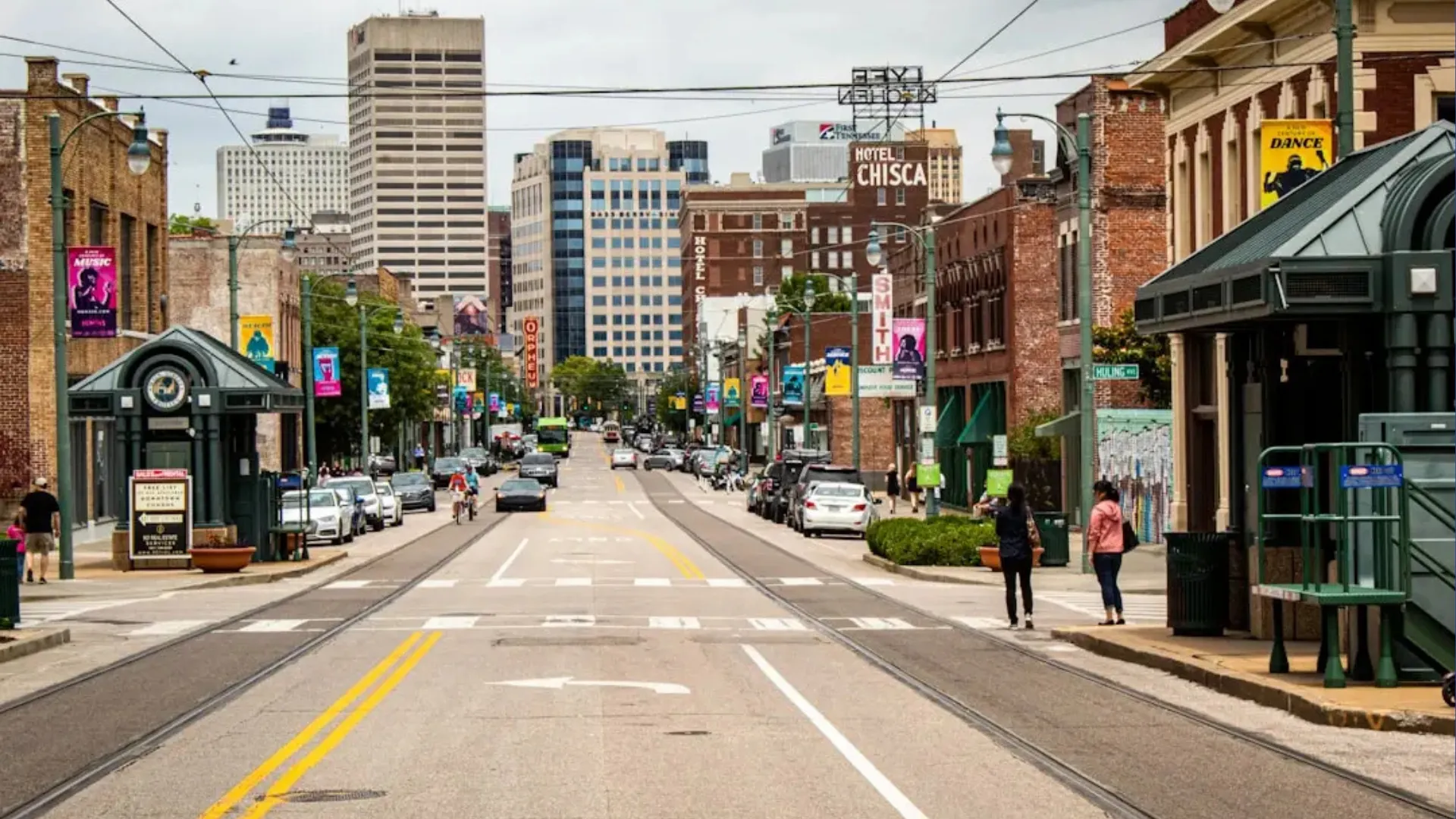 Stroll Along Main Street for Local Shops and Galleries