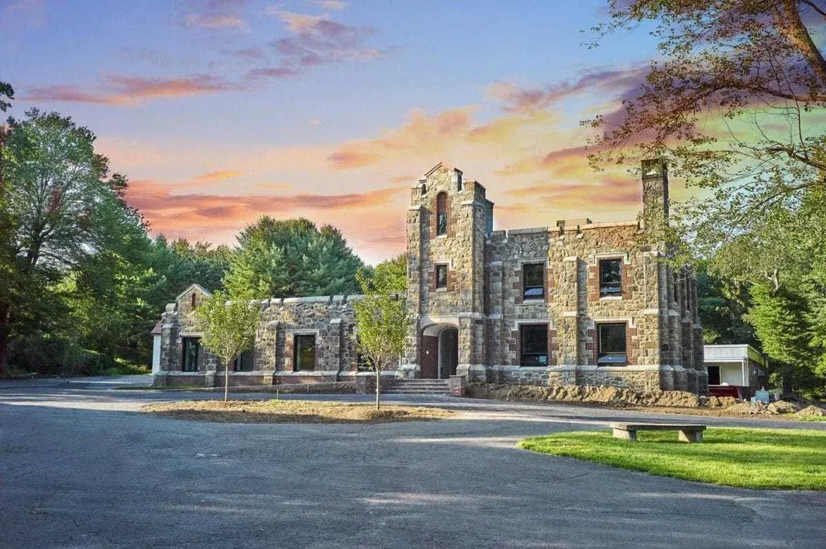 Watch a Show at the Westport Country Playhouse